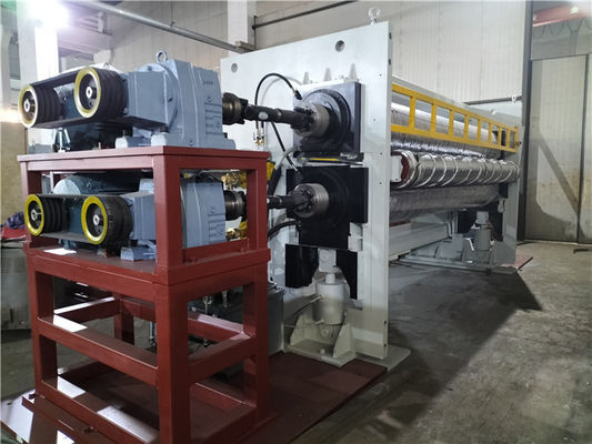 Automatische 6000mm niet Geweven Stof die Machine maken